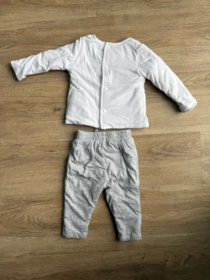 Pyjama 2 pièces 3 mois bébé garçon fille réduction sur lot sans marque très bon état - photo numéro 2