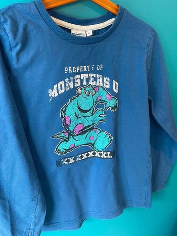 Beau t-shirt manches longues 8 ans Disney monstres et cie