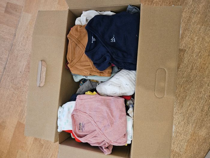 Lot de vêtements 3/6 mois