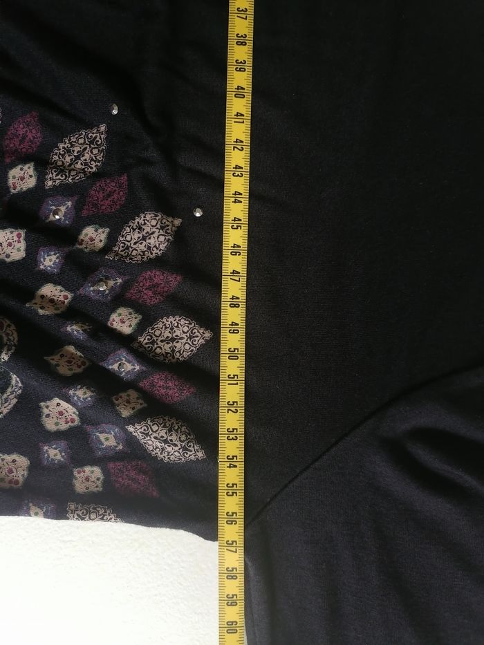 Blouse  noire avec motifs - photo numéro 7