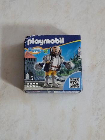Playmobil 6698 Super4 Sire ULF Le Garde Royal