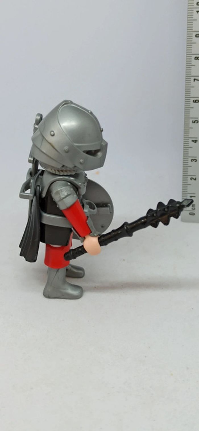 Homme chevalier motif faucon avec cape noire et deux armes playmobil - photo numéro 3