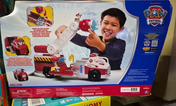 Camion pompiers PAT PATROUILLE Neuf. - photo numéro 2