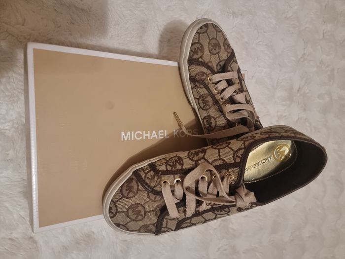 Chaussure michael kors la taille 38 - photo numéro 3
