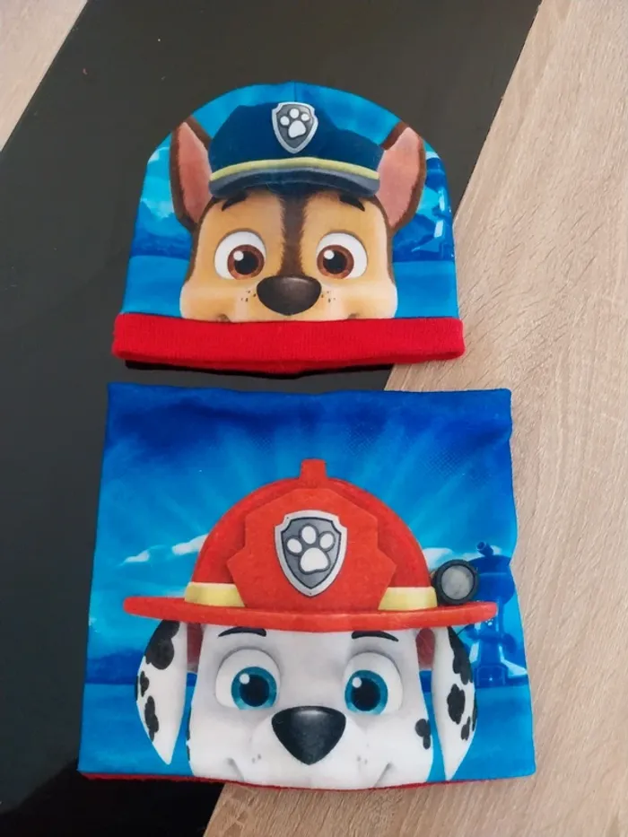 Bonnet et tour de coup
