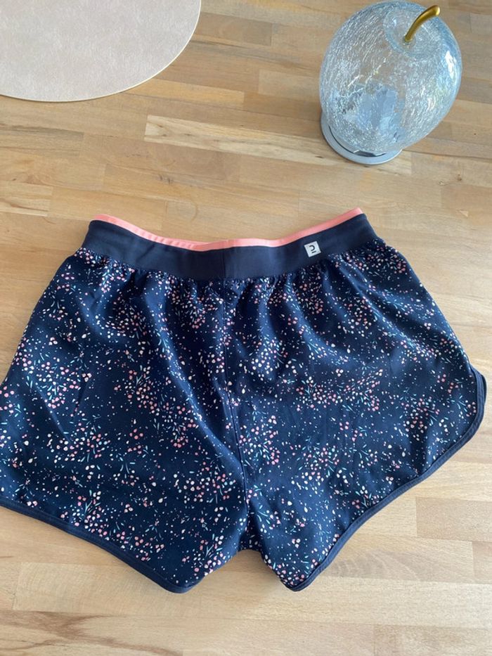 Short léger pour course à pied  taille S - photo numéro 7