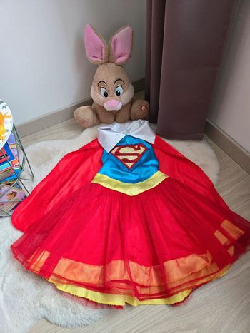 Robe supergirl 4 ans