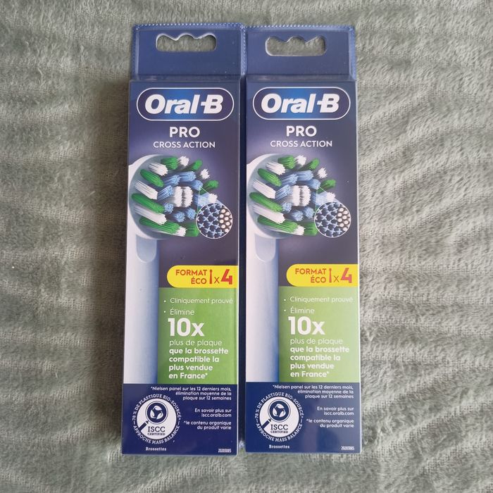 Lot 8 brossettes électrique OralB pro Cross action
