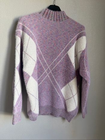 Pull mauve losanges blanc femme