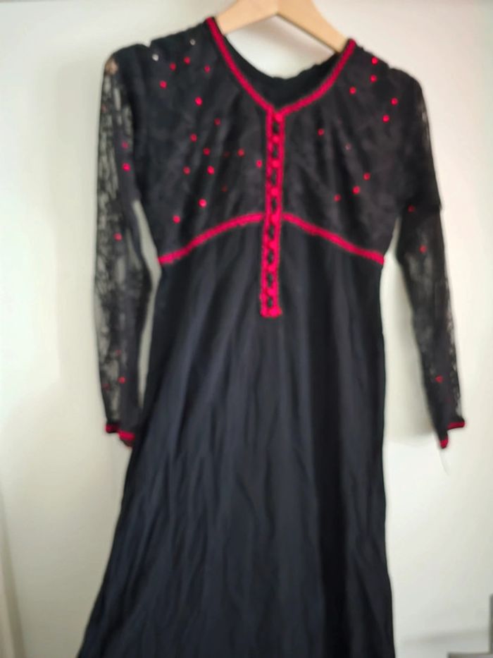 Robe avec dentelle taille unique - photo numéro 4