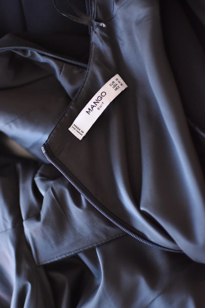 Robe Mango en taille 38-M - Très bon état - photo numéro 3