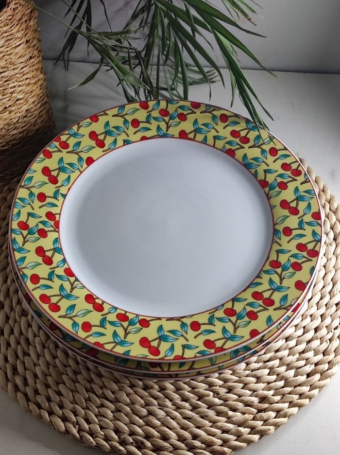 Assiettes plates cerise - photo numéro 3