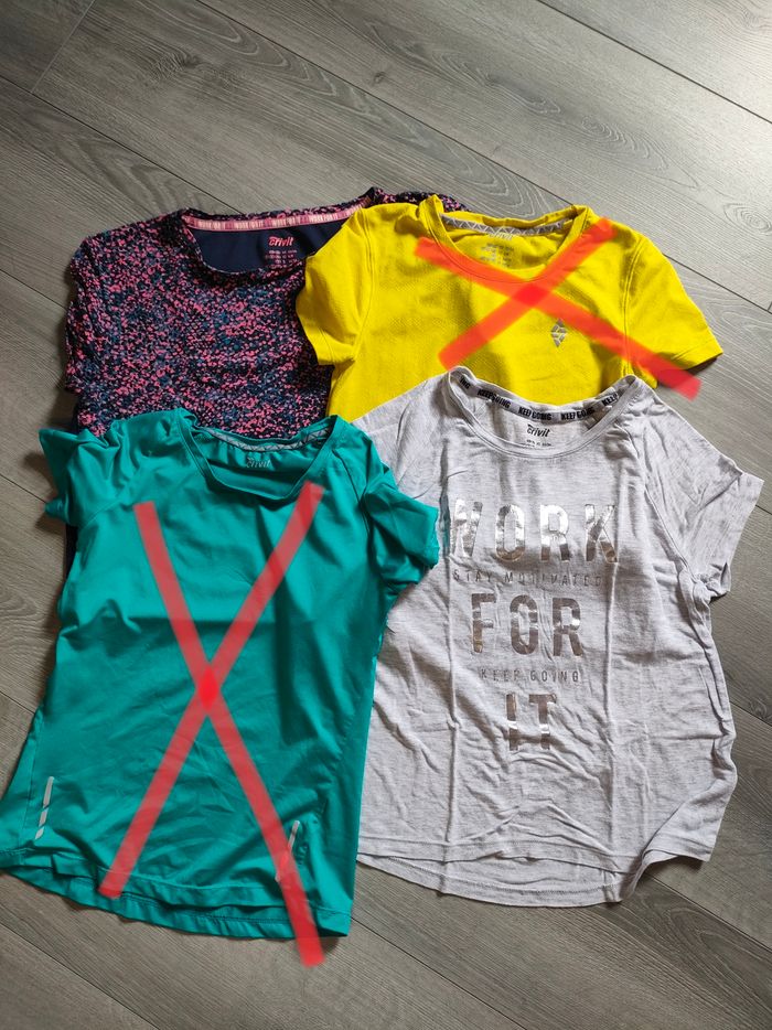 Lot de t shirts de sports - photo numéro 3
