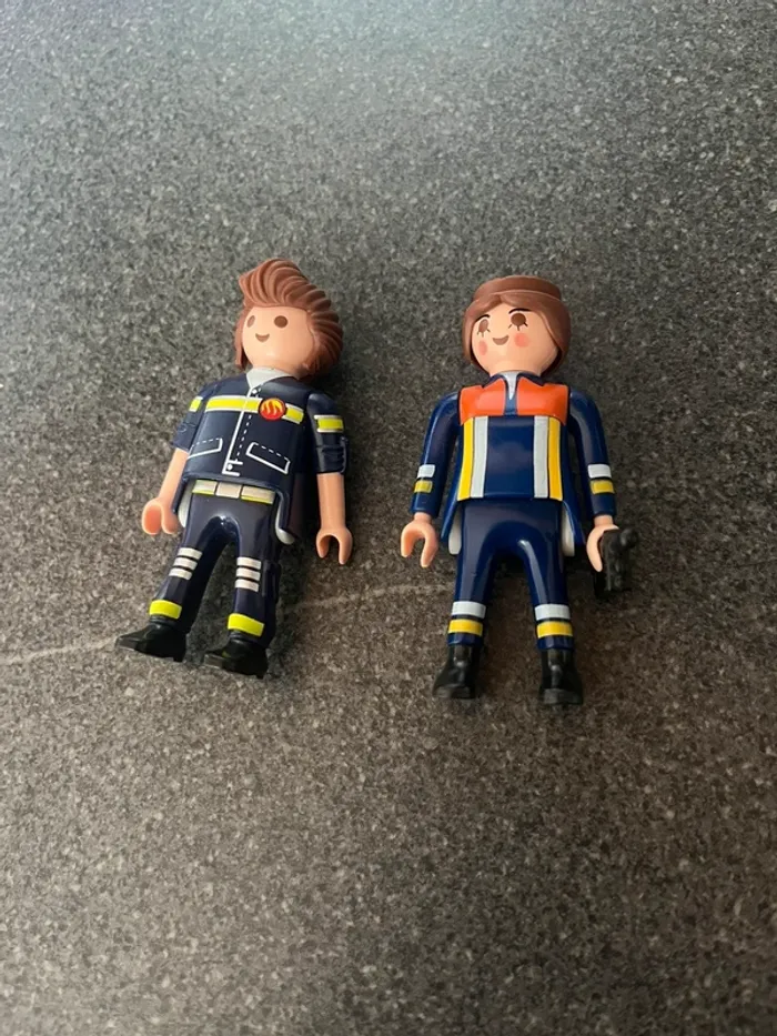 Lot 2 playmobil