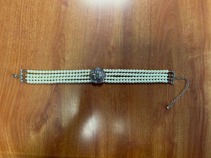 Choker Multicouche Fausses Perles et Médaillon Strass - photo numéro 3