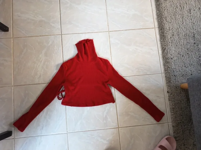 Pull court Bershka taille S