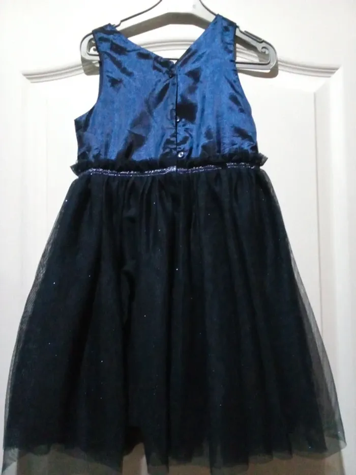 Robe de soirée 4/5 ans - photo numéro 2
