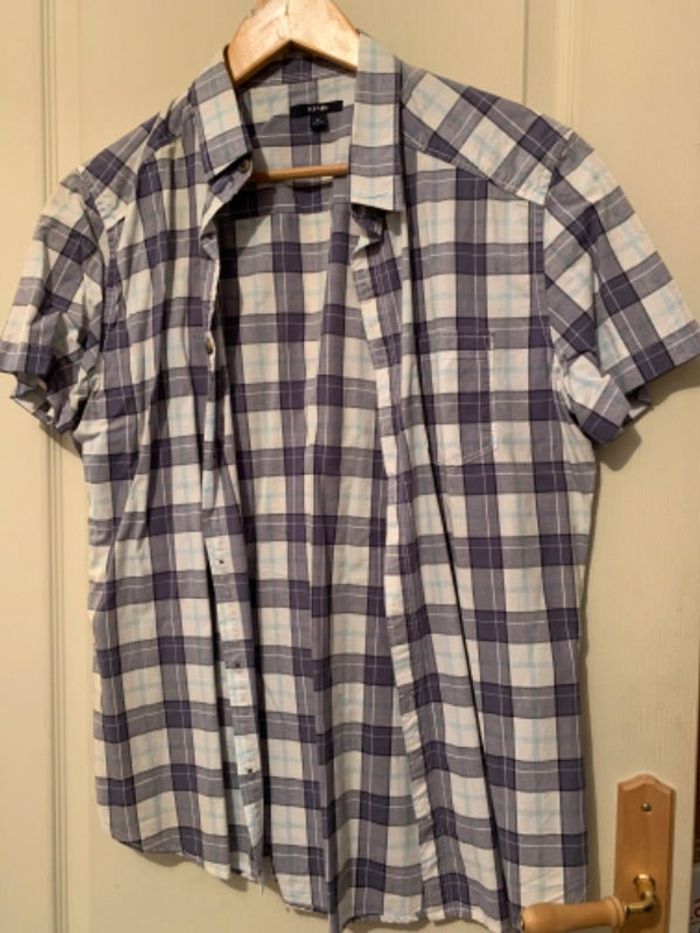 Chemise à carreaux