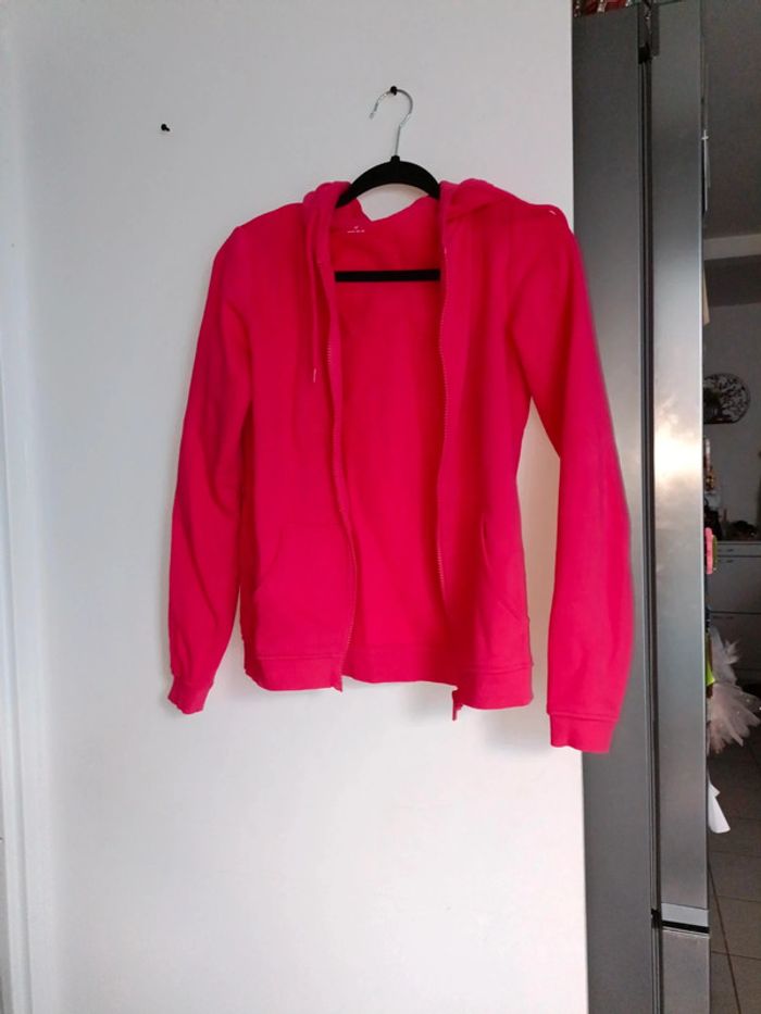 Veste à capuche Kiabi - Taille XS (convient aussi au S) - Très bon état