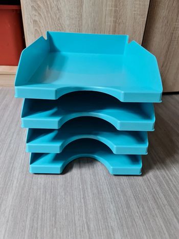 4 bacs de rangements bureau neuf