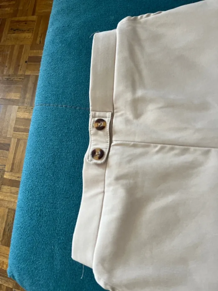 Pantalon beige - photo numéro 2