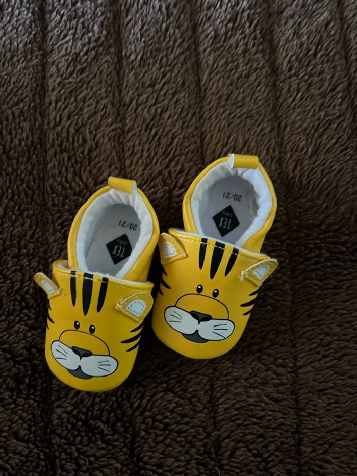 Pantoufles bébé taille 17 - photo numéro 2