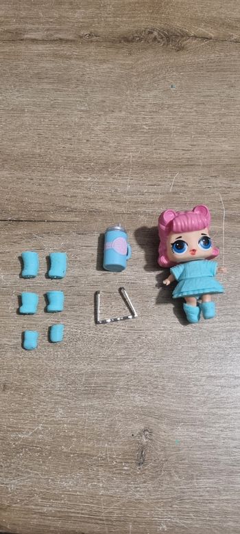 Mini poupée LOL Surprise