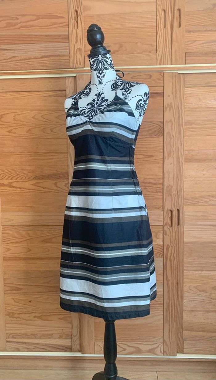 Robe dos nu rayée H&M taille 38 - photo numéro 2