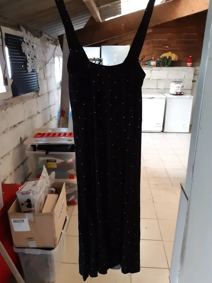 Robe noir à point blanc - photo numéro 3