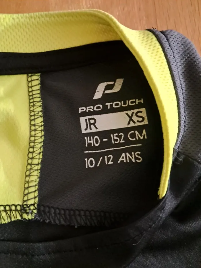 Lot Tee-shirt Short jogging 8/12 ans - photo numéro 3