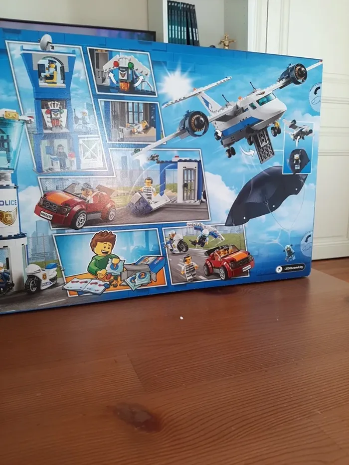 LEGO City base aérienne de police - photo numéro 4