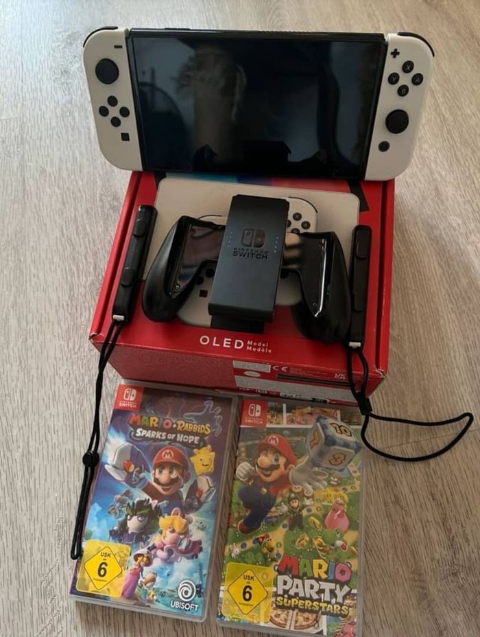 Nintendo switch OLED 2 - photo numéro 5