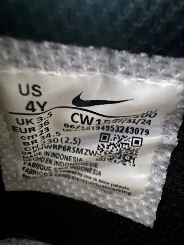Paire de baskets Nike Dunk - photo numéro 10