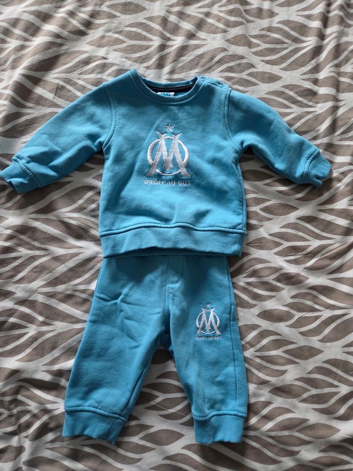 Ensemble Marseille 12mois