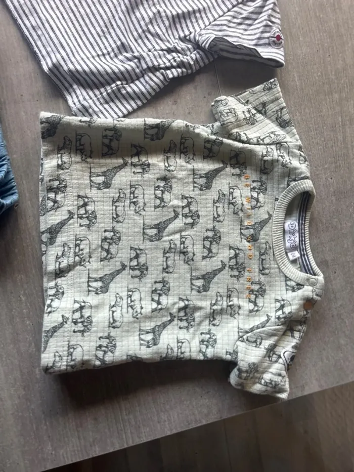 Ensemble été 6 mois - photo numéro 3