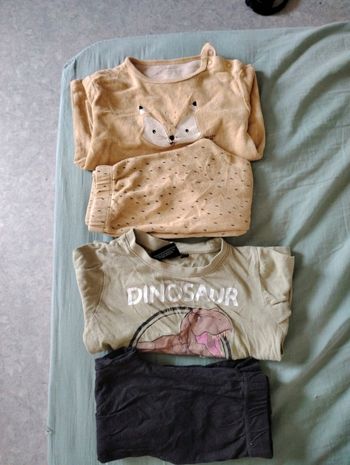 Lot de pyjamas