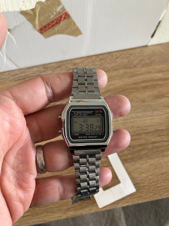 montre style vintage neuve étanche 