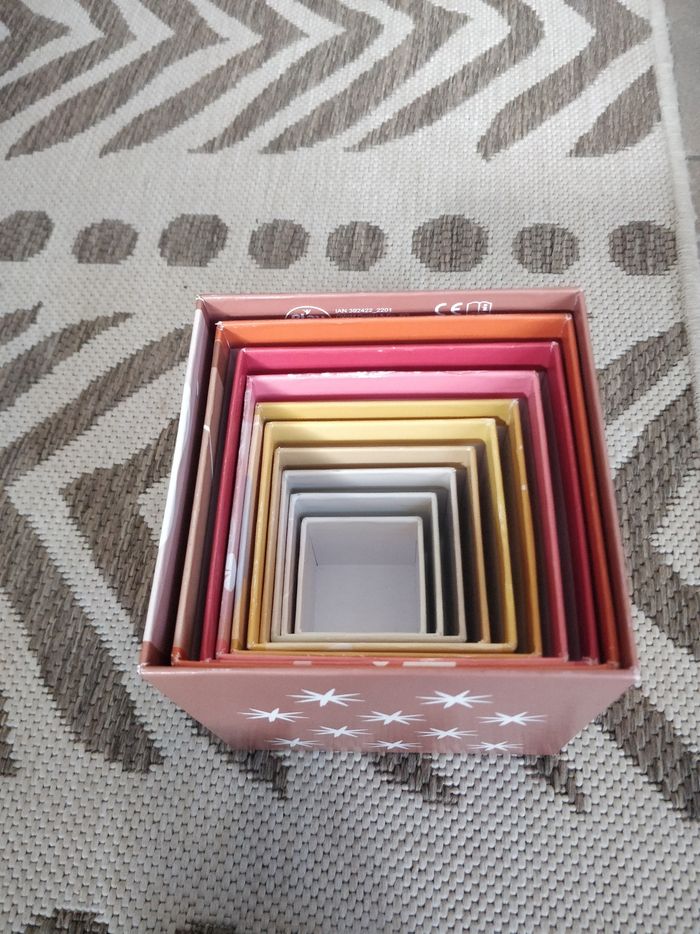 Tour a empiler - photo numéro 4