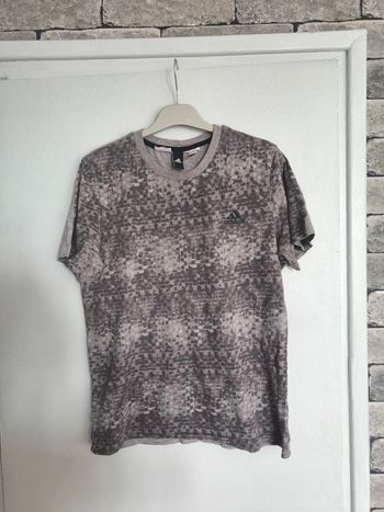 Tee shirt gris moucheté adidas taille S