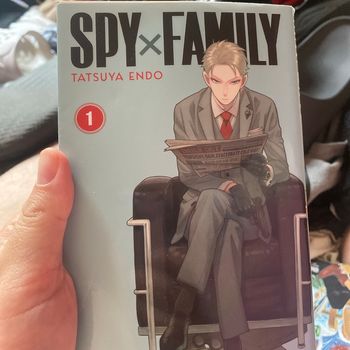Tom 1 de spy x family