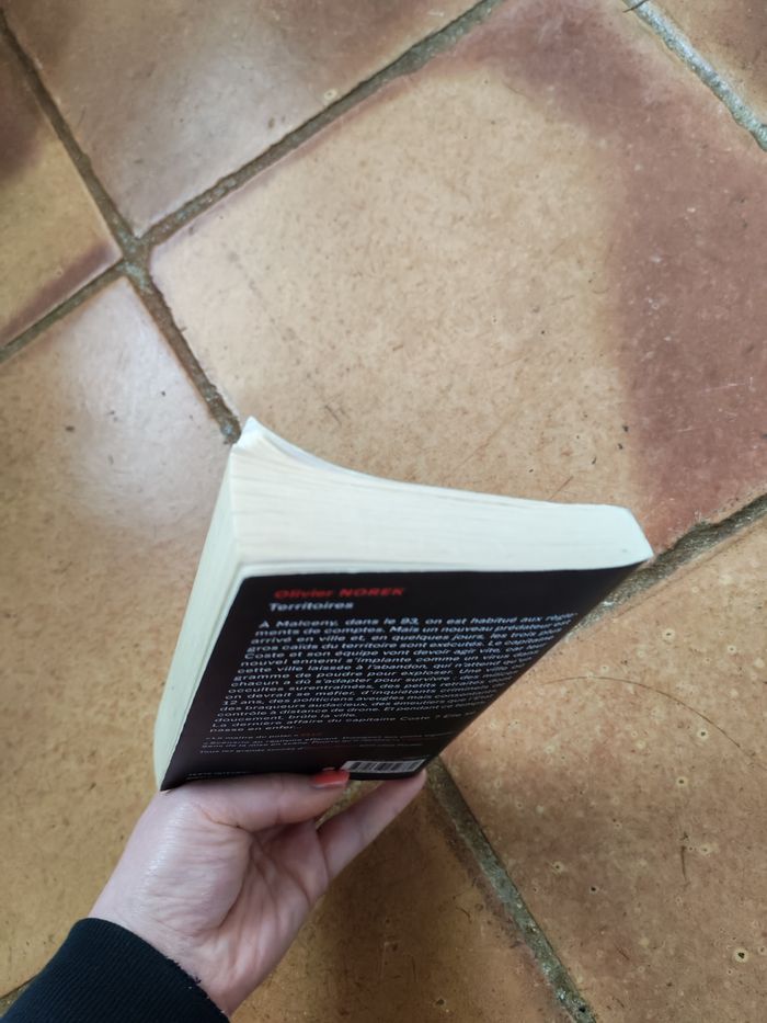 Territoires, livre d'Olivier Norek - photo numéro 4