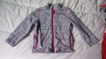 Polaire decathlon 2/3 ans