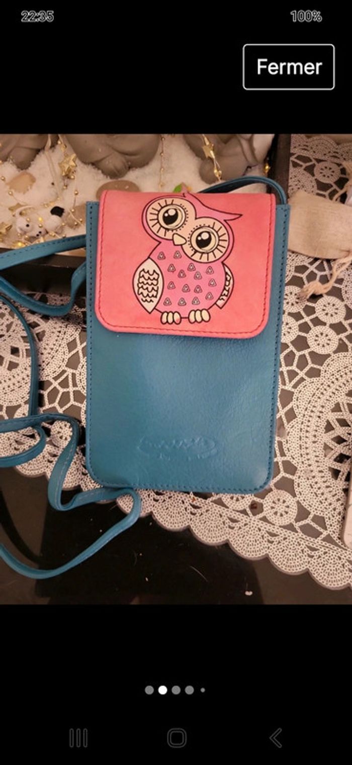 Tres jolie pochette téléphone - photo numéro 2