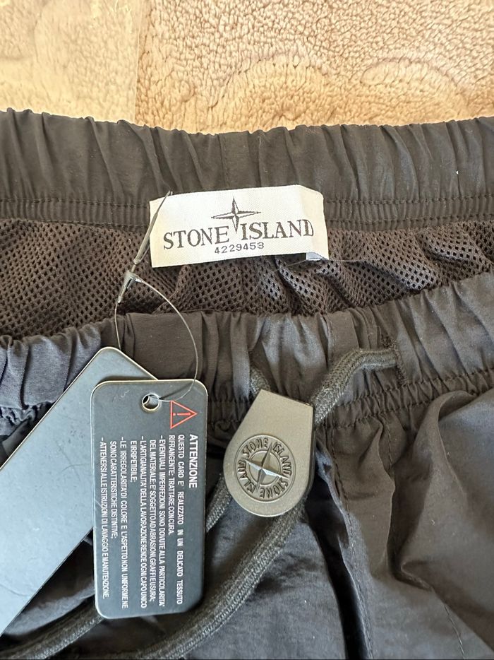 short stone island - photo numéro 2