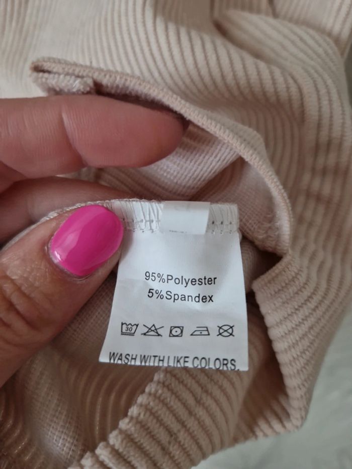 Jolie jupe velours fin taille 40 - photo numéro 5