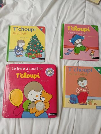 Lot de 4 livres T'choupi 7€