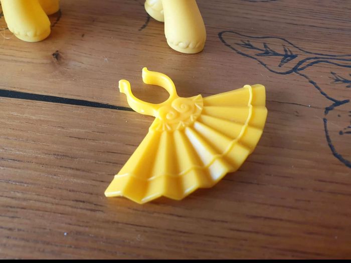 Mon  Petit  Poney  G2  Princess Golden Light (Princesse Lumière) (rare) - photo numéro 10