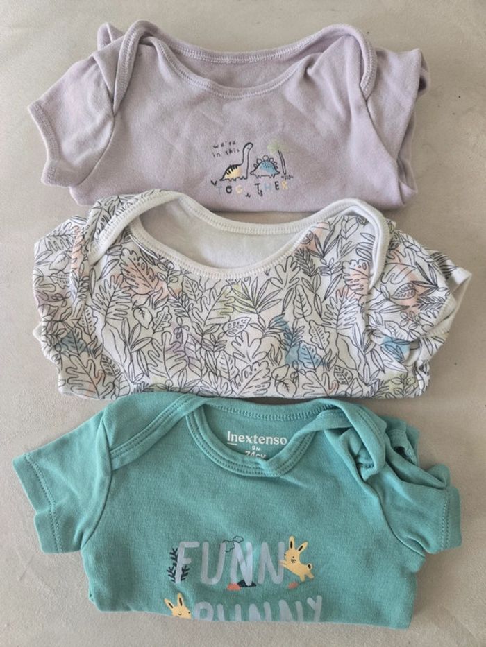 Lot de bodys MC 9 mois