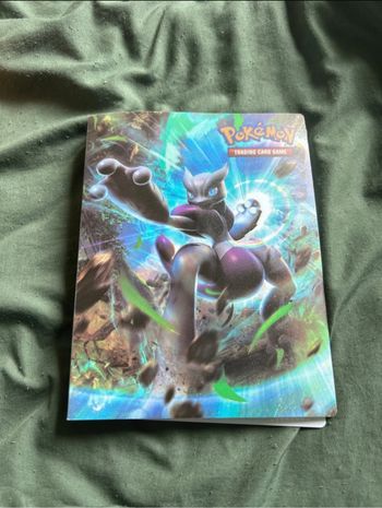 Cahier carte pokémon + carte