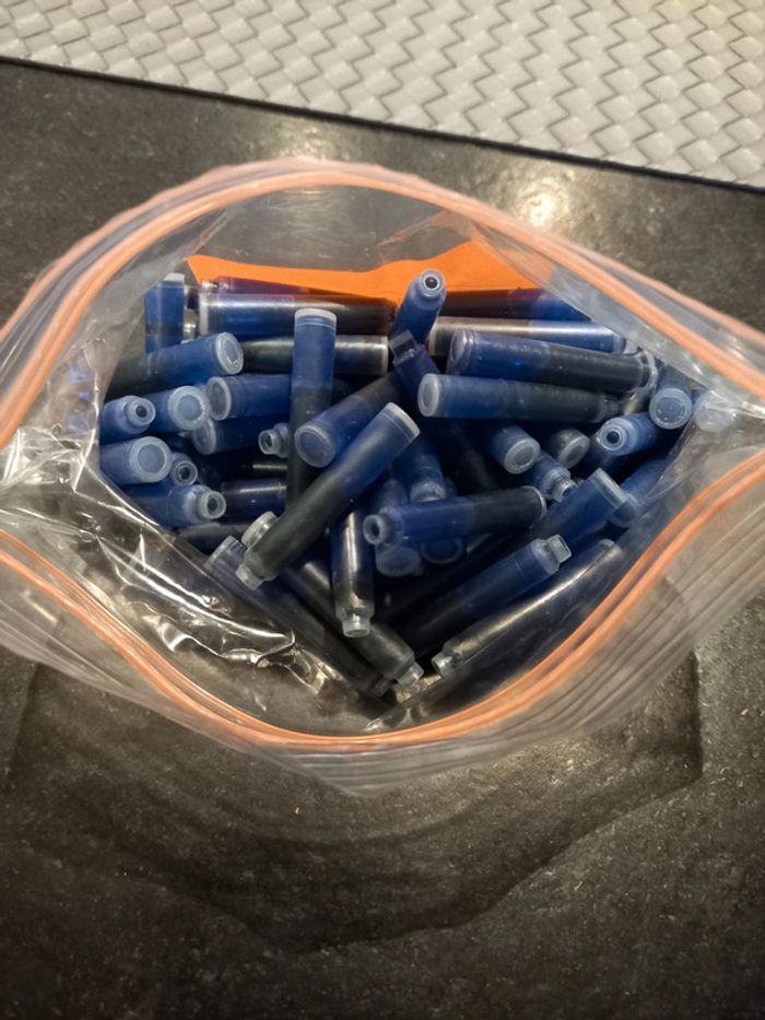Lot de 80 cartouches d encre bleu